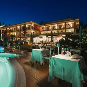 4* Hotel Madrina Lovely And Dynamic